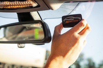 Транспондер на стекле